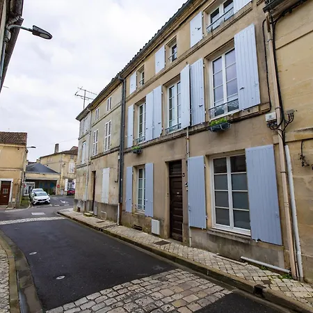 La Jean Monnet #5 #parking à Proximité Appartamento